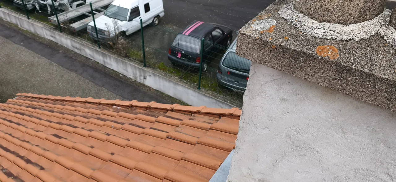 Toiture rénovée par Toit des Dômes à Clermont-Ferrand (32) — vue d'ensemble