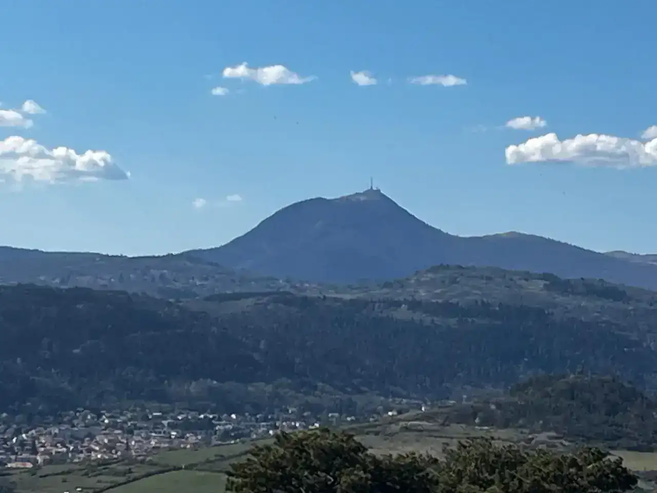 Réalisation toiture à Clermont-Ferrand — Toit des Dômes