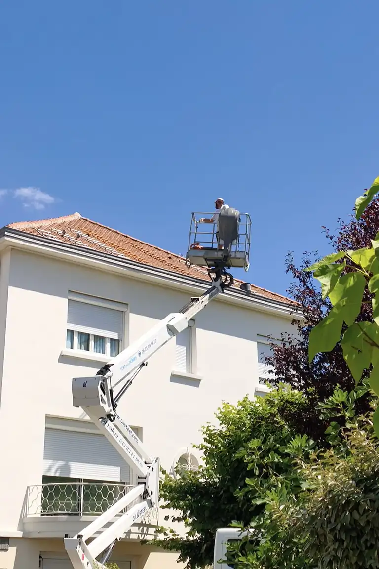Réalisation toiture à Clermont-Ferrand — Toit des Dômes